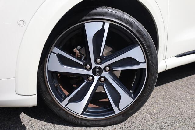 Ford PUMA 1.0 EcoBoost Hybrid ST-Line X ST-LINE PANO AFN-TREKH HALF-LEER RUIT/STOELVERW. ELEC.ACHTERKLEP/SPIEGELS CAMERA DAB 2XPDC 19''LMV METROPOLIS-WHITE!!