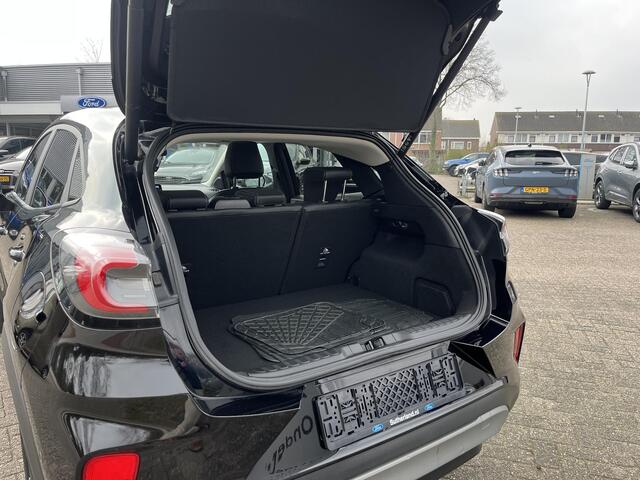 Ford PUMA 1.0 EcoBoost Hybrid Titanium X | 155pk Automaat | Trekhaak | Panoramadak | Adaptive cruise control | Winter-pack | Full-LED koplampen | Handsfree bedienbare achterklep | Dodehoeksensoren