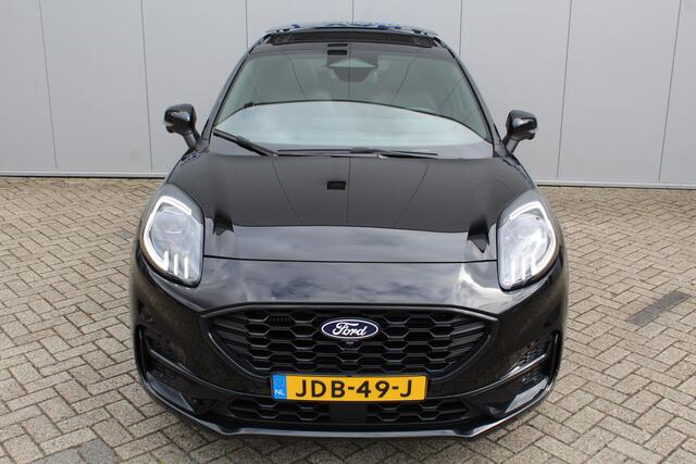 Ford PUMA 1.0-155pk EcoBoost Mild-Hybrid ST-Line X AUTOMAAT. Nieuw model ! Ruim ¤. 7.000,- beneden de nieuwprijs ! Elektr. panodak, Navigatie, Telefoonvoorb., 360gr. camera, Led verl., Stoel-, stuur- en voorraamverw., B&O soundsyst., Apple Carplay/Android Auto, Af
