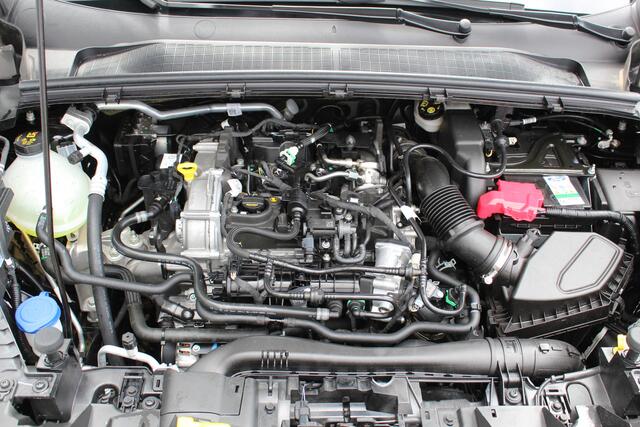 Ford PUMA 1.0-155pk EcoBoost Mild-Hybrid ST-Line X AUTOMAAT. Nieuw model ! Ruim ¤. 7.000,- beneden de nieuwprijs ! Elektr. panodak, Navigatie, Telefoonvoorb., 360gr. camera, Led verl., Stoel-, stuur- en voorraamverw., B&O soundsyst., Apple Carplay/Android Auto, Af