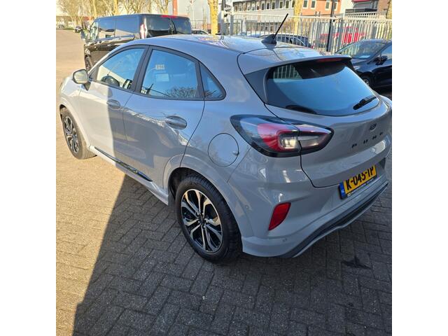 Ford PUMA 1.0 Ecoboost St-line. Automaat