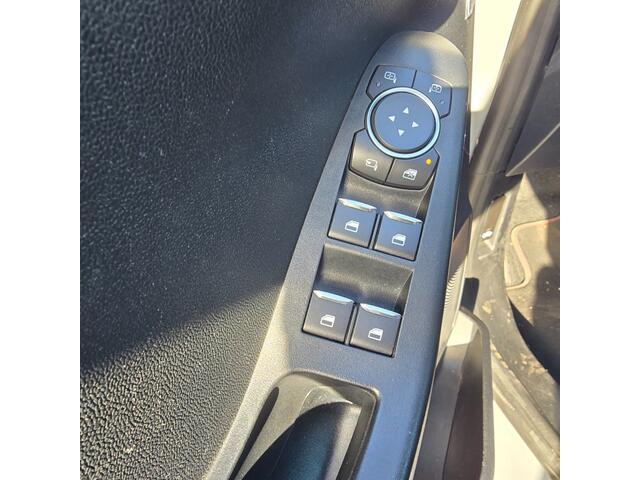 Ford PUMA 1.0 Ecoboost St-line. Automaat