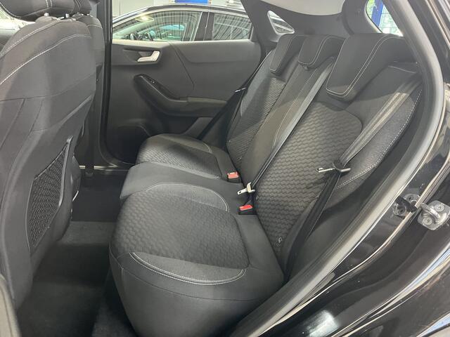 Ford PUMA EcoBoost Hybrid 125 pk Titanium | Winter Pack | Navi | Clima | Cruise | 4 seiz. banden | Apple Carplay