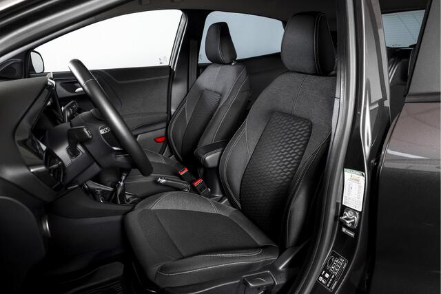 Ford PUMA 1.0 EcoBoost Hybrid 125 PK Titanium | Cruise | Stoel-+Stuur-+Voorruitverw. | Massage | PDC | NAV + App. Connect | ECC | DAB | LM 17" |