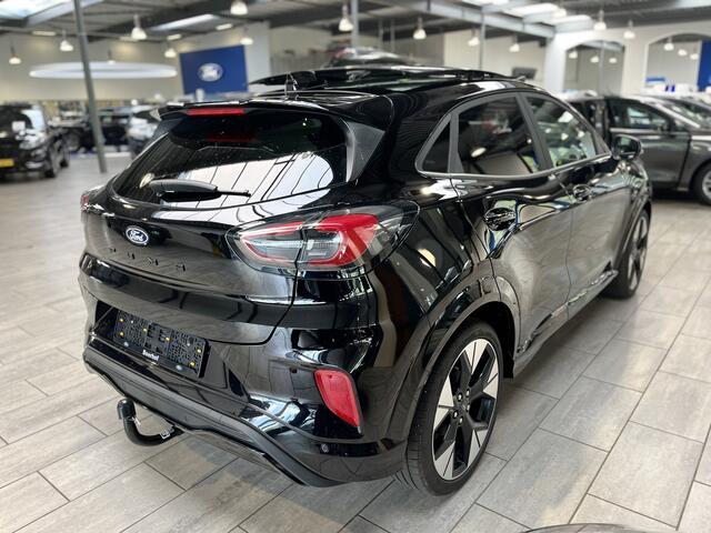 Ford PUMA EcoBoost Hybrid 155PK ST-Line X | Trekhaak | Winter Pack | Pano | 360° Camera | B&O | Matrix LED | 19'' Velgen |
