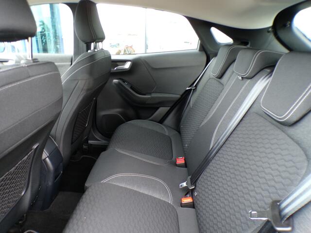 Ford PUMA 1.0 Hybrid Titanium, Carplay + Android Auto / Winter Pack / Climate control / Parkeersensoren / 17' LMV