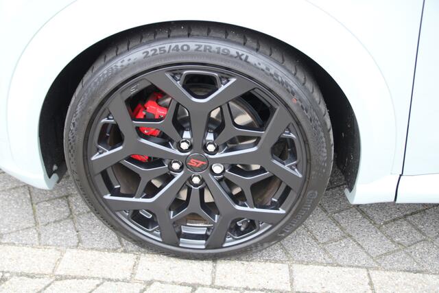 Ford PUMA 1.0 EcoBoost Hybrid ST Automaat PANORAMA DAK | WINTER PACK | B&O PRIUM AUDIO |