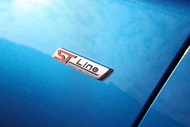 Ford PUMA 1.0 EcoBoost Hybrid ST-Line X TREKHAAK AFNEEMBAAR | PANORAMADAK | WINTER PACK | B&O