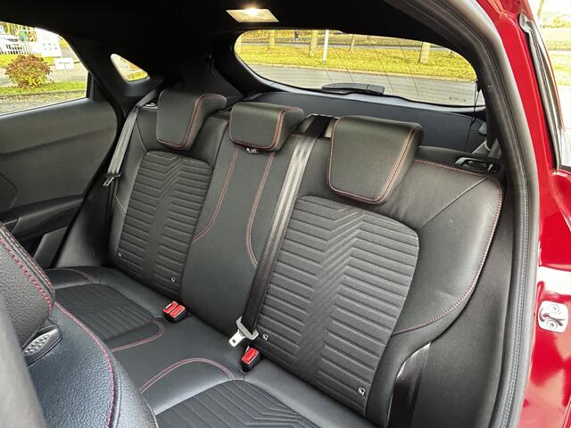 Ford PUMA 1.0 EcoBoost Hybrid ST-Line X First Edition / Camera / Keyless / Pano dak / 18" LM / Winterpack