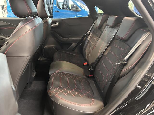 Ford PUMA EcoBoost Hybrid 155 pk ST-Line X | Trekhaak | Winter Pack | 360° Camera | B&O | Matrix LED | Adapt. cruise