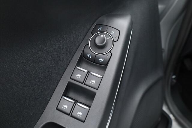 Ford PUMA 1.0 EcoBoost Hybrid Titanium | Winter Pack | Cruise | Nav | Camera | Afn. Trekhaak | DAB | PDC | ACC | All Seasons | V