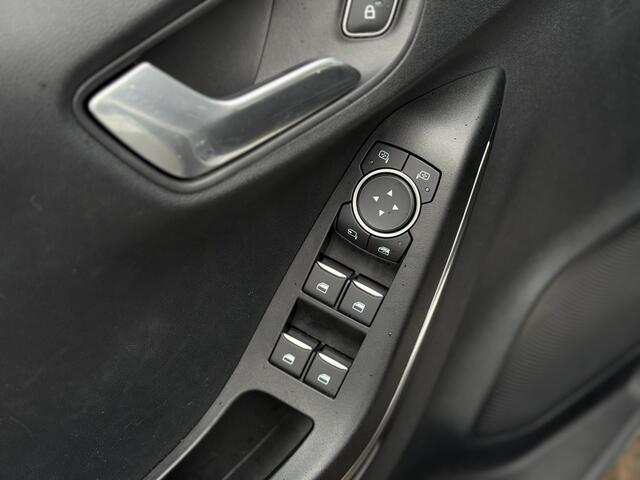 Ford PUMA 1.0 EcoBoost Hybrid Titanium met 66.898km!! | B&O Geluidssysteem | Stuur/Stoelverwarming | Navi | LM Velgen | RIJKLAARPRIJS INCL 12 MAANDEN GARANTIE EN BEURT