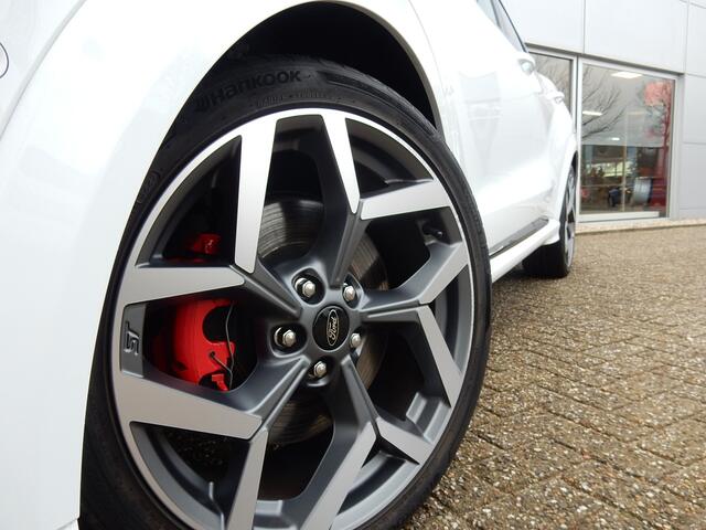 Ford PUMA 1.5 200PK EcoBoost ST-X | Recaro | Winter pack | Camera | 19-inch | LED |