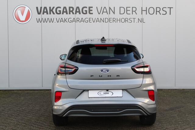 Ford PUMA 1.0-125pk EcoBoost Mild Hybrid ST-Line X AUTOMAAT ! Nieuw model ! Fabrieksgarantie t/m 25-09-2028. Mooie, erg luxe hoogzitter ! Slechts 8.500 km ! Autm. airco, camera rondom, navigatie, telefoonvoorb., B&O soundsyst., metallic lak, LM wielen, LED verlicht