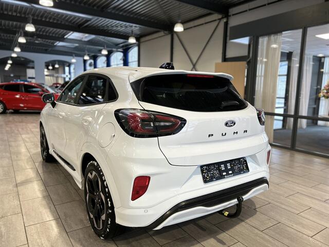 Ford PUMA EcoBoost Hybrid 155 pk ST-Line X | Trekhaak | Winter Pack | 360° Camera | B&O | Matrix LED | Adapt. cruise