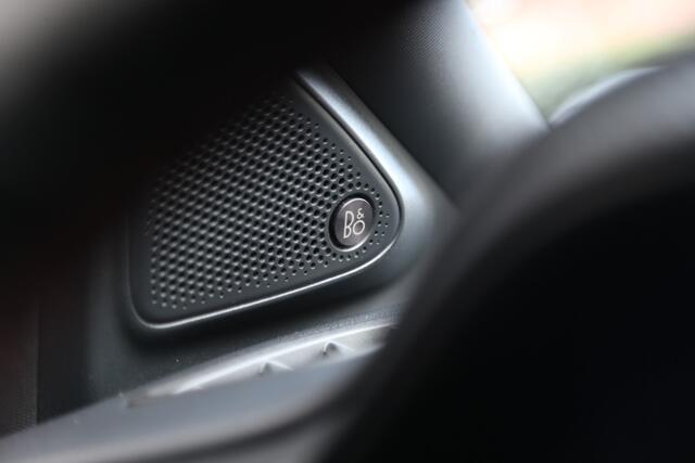 Ford PUMA 1.0 EcoBoost Hybrid ST-Line X B&O LED