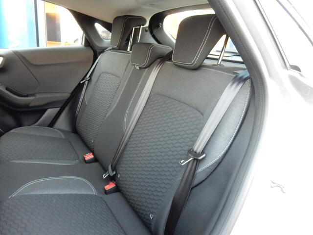 Ford PUMA 1.0 125PK Hybrid Titanium | afn. Trekhaak | Camera | Winter Pack | 17-inch | ISOFIX |