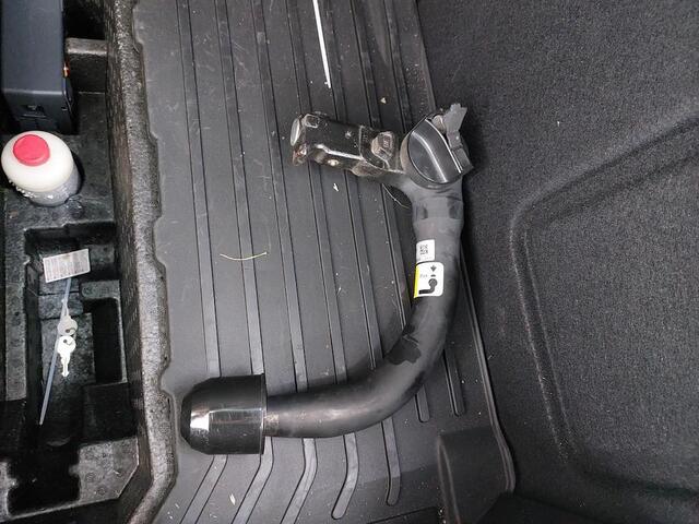 Ford PUMA 155pk Eco Hybrid ST-Line X Leer Trekhaak B&O Navi Climat Cruise 18" LM velgen Privacy glass