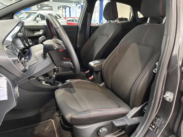 Ford PUMA EcoBoost Hybrid 125pk ST-Line | Trekhaak | Winterpack | Cruise | Clima | All-season banden |