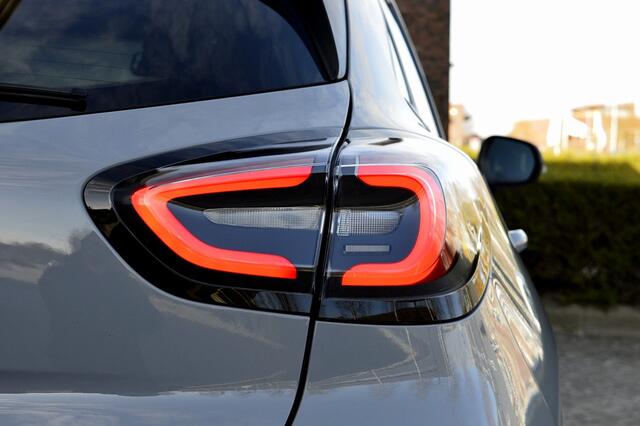 Ford PUMA 1.0 EcoBoost Hybrid ST-Line Rijklaarprijs-Garantie Navigatie Led Sport interieur Stoel/Stuur verwarming