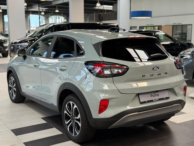 Ford PUMA EcoBoost Hybrid 155pk Titanium | Winterpack | Adapt. Cruise | Dodehoek detectie | 360 Camera | All-season banden | Fabr. Gar. t/m 05-2029 |