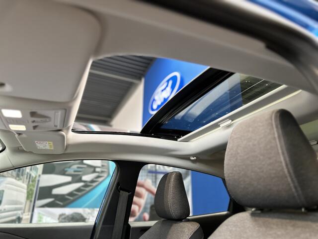 Ford PUMA EcoBoost Hybrid 125 pk Titanium | Pano | Elek achterklep | Winterpack | Adapt. Cruise | Dodehoek detectie | 360 Camera | Fabr. Gar. t/m 02-2029