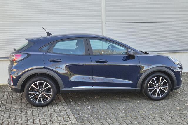 Ford PUMA 1.0 EcoBoost Hybrid Titanium