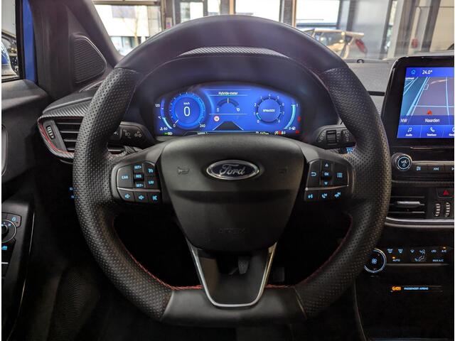 Ford PUMA 125pk ST-Line X Half Leer B&O Navi Camera Parking pack Privacy glass All Season Banden