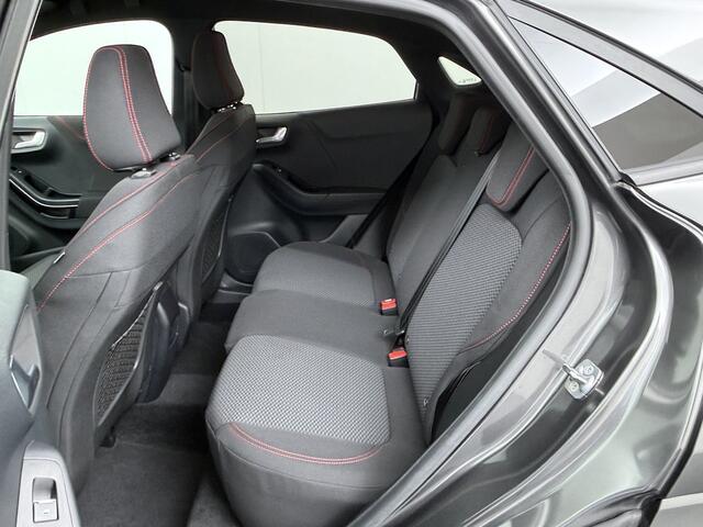 Ford PUMA EcoBoost Hybrid 125 pk ST-Line | Trekhaak | Winter Pack | Camera | LED | 4 seiz. banden | Navi