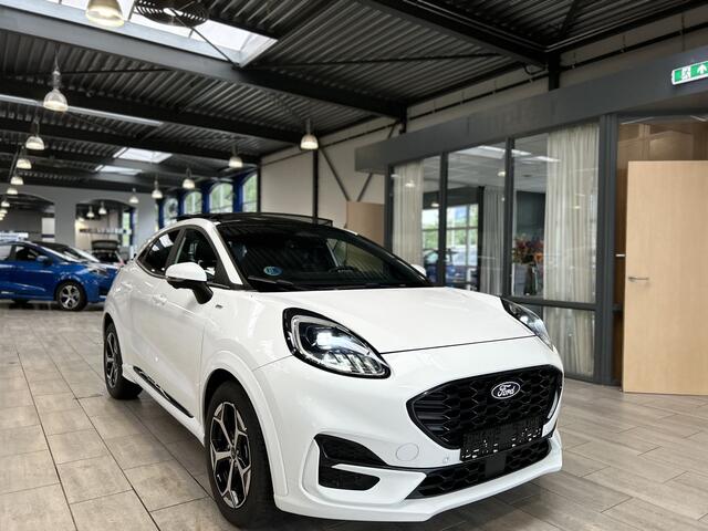 Ford PUMA EcoBoost 125 pk Hybrid ST-Line | Trekhaak | Winter Pack | Adapt. Cruise | Pano | Full LED | Elektr. achterklep |
