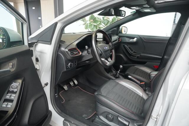 Ford PUMA 1.0 EB Hyb ST-L X FE |PANO|B&O|ELCTR.KLEP|STOELVERW.ETC.