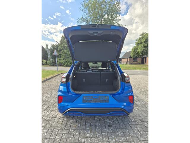 Ford PUMA 155pk Hybrid ST-Line X Camera v+a Adap.CrC Winter Pack Fabr.gar tot 2028