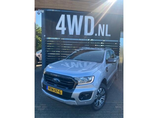 Ford RANGER 3.2 TDCi AUT DC 5 PERS BE- TREKKER / NAVI CLIMA /LEDER 3500 KG 6MND ¤ 34495 EXCL GAR ¤ Auto in zeer goede staat , dealer onderhouden schadevrij voorzien van alle luxe / leder navi/ clima/cruise / aut inparkeren ect . mag 3500 KG trekken