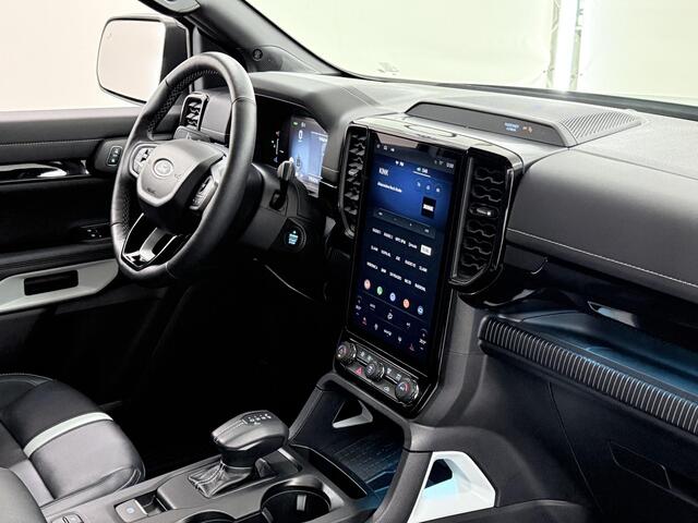 Ford RANGER Stormtrak 2.3 PHEV | 279 PK | DOUBLE CAB | NL AUTO | PRO POWER ONBOARD 2.3 kWh | 360 CAMERA | 3500 KG TREKHAAK | ADAPTIEVE CRUISE | LEREN BEKLEDING | NAVIGATIE | STOELVERWARMING | STUURWIELVERWARMING | ELEKRISCHE ROLLER-TOP