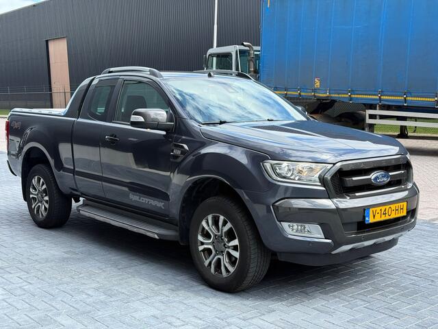 Ford RANGER 3.2 TDCi 4X4 Wildtrak Supercab Dealer onderhouden Camera Adap-Cruise Trekhaak