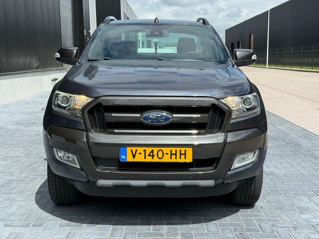 Ford RANGER 3.2 TDCi 4X4 Wildtrak Supercab Dealer onderhouden Camera Adap-Cruise Trekhaak