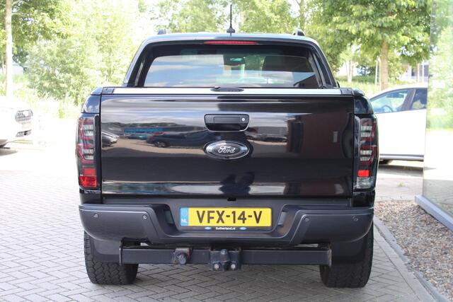Ford RANGER 3.2 TDCi Wildtrak Supercab | Nette Auto! | Trekhaak 3500KG | Stoelverwarming | Cruise Control | Camera | Navigatie | Rollertop |