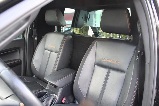 Ford RANGER 3.2 TDCi Wildtrak Supercab | Nette Auto! | Trekhaak 3500KG | Stoelverwarming | Cruise Control | Camera | Navigatie | Rollertop |