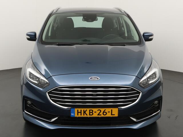 Ford S-MAX 2.5 HYBRID Titanium 7p. 190pk | Adaptieve Cruise | 7zits | 1.560 trekgewicht | Sync 3 Navi | Achteruitrijcamera