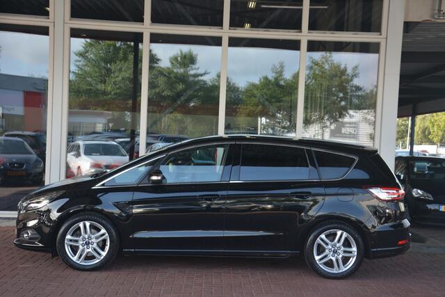 Ford S-MAX 2.0 Vignale Volle S MAX met oa leren bekleding camera cruise dode hoek sensor stoelverwarming camera afneembare trekhaak navigatie automatisch inparkeren Sony audio pdc elektr verstelbare stoelen memory
