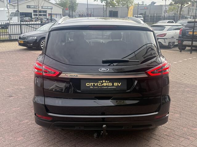Ford S-MAX 1.5 Titanium 7p. 161 pk navigatie climate ctr cruise ctr keyless entry lmv 17 inch trekhaak xenon led dealer onderhouden