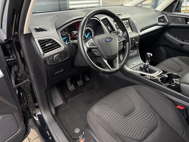 Ford S-MAX 1.5 Trend 160PK ?Navigatie ?DAB+ ?Climate ?Cruise ?Parkeersensoren ?Parkeerhulp ?Lichtmetaal 17" ?Dealer Onderhouden