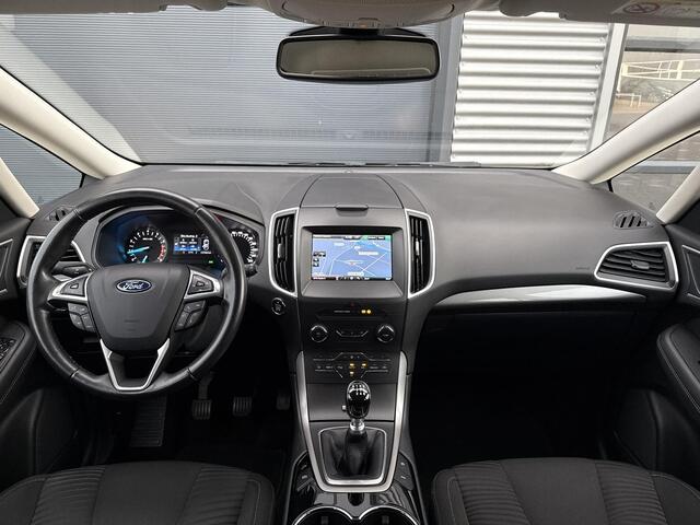 Ford S-MAX 1.5 Trend 160PK ?Navigatie ?DAB+ ?Climate ?Cruise ?Parkeersensoren ?Parkeerhulp ?Lichtmetaal 17" ?Dealer Onderhouden