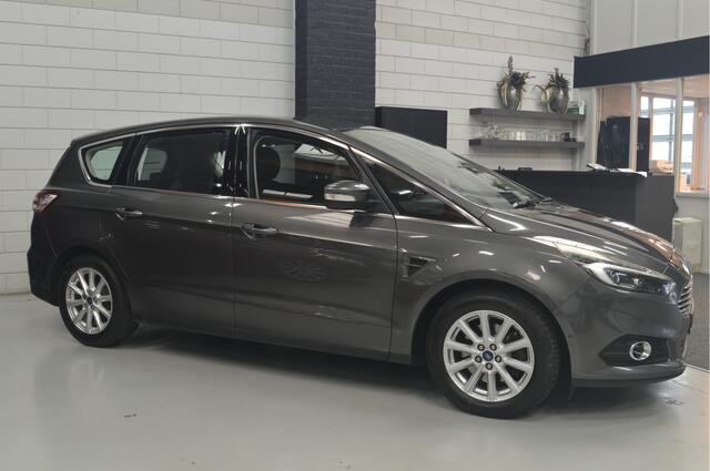 Ford S-MAX 2.0 Titanium 7persoons // AUTOMAAT // ADAPTIVE CRUISE // STUUR&STOELVERWARMING // ELECTR. TREKHAAK //