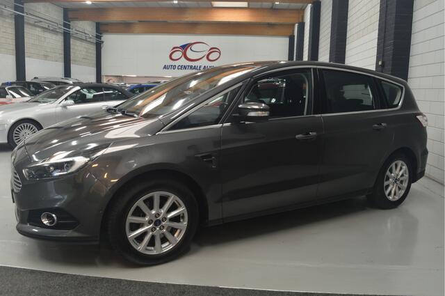 Ford S-MAX 2.0 Titanium 7persoons // AUTOMAAT // ADAPTIVE CRUISE // STUUR&STOELVERWARMING // ELECTR. TREKHAAK //