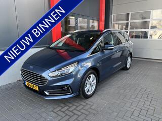 ford-s-max-2.5i-hev-titanium-winter