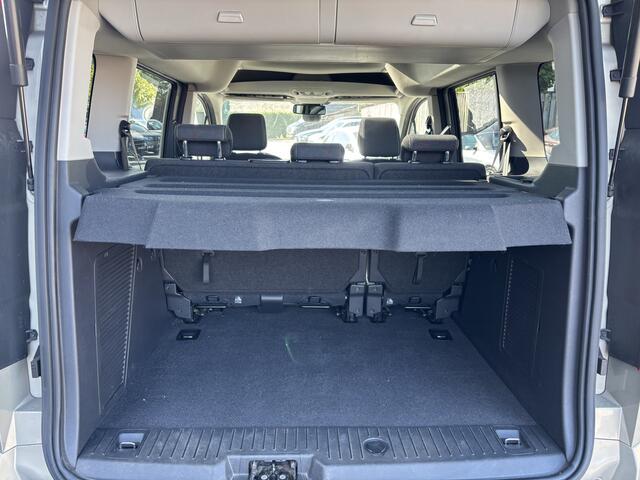 Ford TOURNEO CONNECT Compact 1.0 Turbo Titanium Panoramadak / Parkeersensors