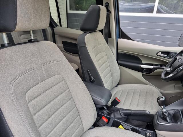 Ford TOURNEO CONNECT Compact 1.0 Titanium PANORAMADAK / NAVI / CAMERA / CRUISE / PDC