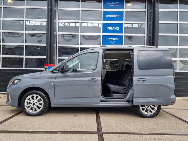 Ford TOURNEO CONNECT 1.5 Titanium NAVI / CRUISE / PDC / AIRCO ECC