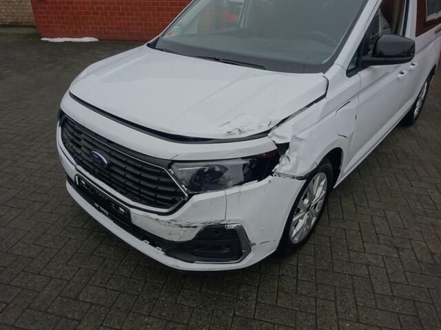 Ford TOURNEO CONNECT Grand PHEV Titanium